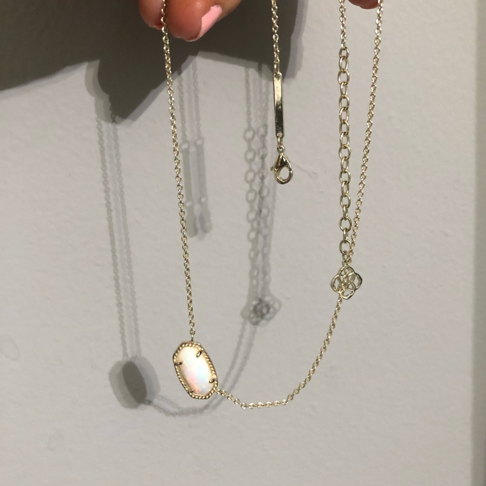 Kendra Scott Necklace